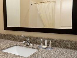 Hotel Baymont Inn & Suites Victoria