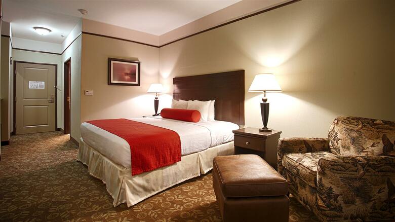 Hotel Best Western Plus Emory At Lake Fork Inn & Suites