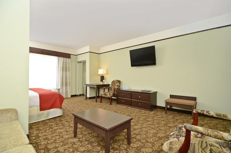 Hotel Best Western Plus Emory At Lake Fork Inn & Suites
