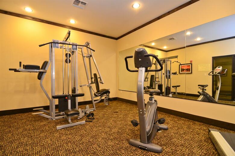 Hotel Best Western Plus Emory At Lake Fork Inn & Suites
