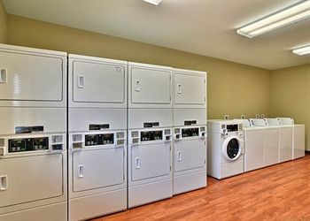 Aparthotel Suburban Extended Stay Hotel Triadelphia