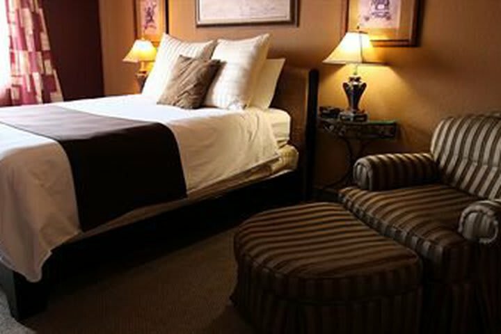 Coast Medicine Hat Hotel