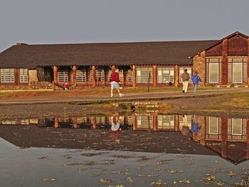 Posada Old Faithful Snow Lodge & Cabins