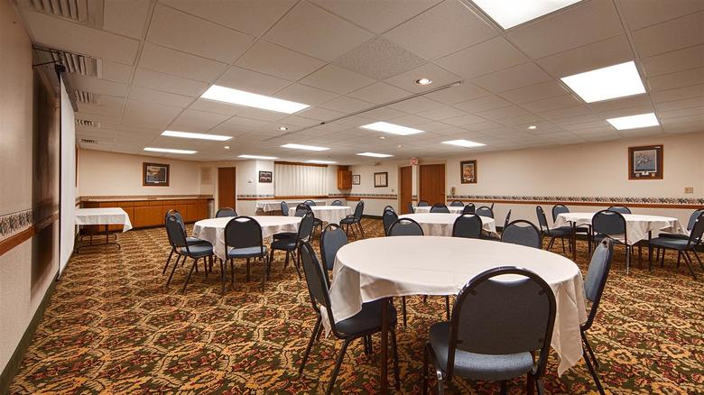 Hotel Best Western Arrowhead Lodge & Suites