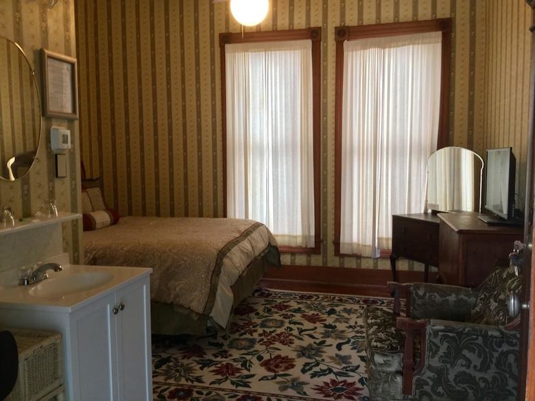 Bed & Breakfast Woodbine Hotel And Restaurant