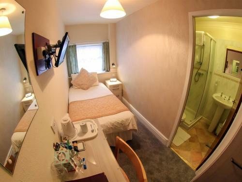 Bowden Lodge Hotel