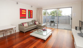 Indulge Apartments Langtree