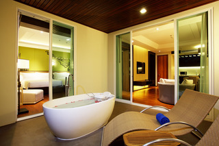 Graceland Khao Lak Hotel And Resort