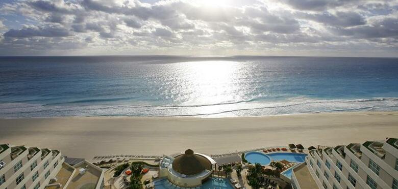 Hotel Me Cancun All Inclusive