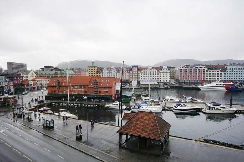 Hotel First Marin