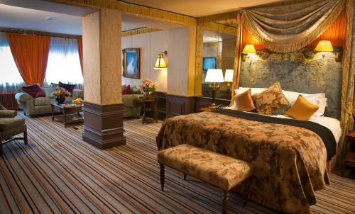 Hotel Merchant