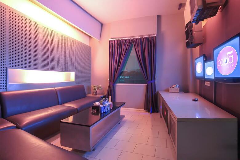 Sparks Hotel