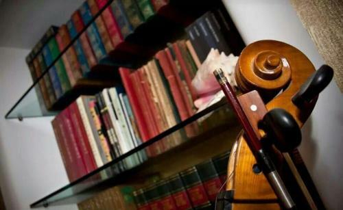 Bed & Breakfast Arts And Music