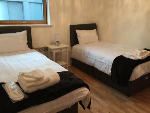 City Center Financial District Three Bedroom Duplex Apartment