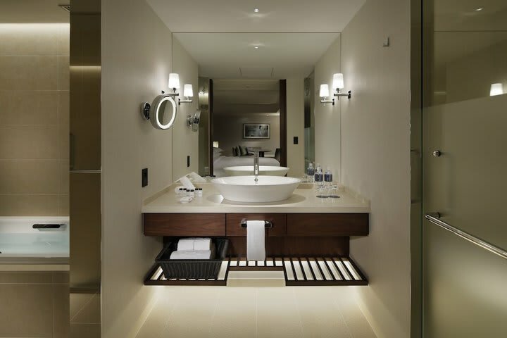 Hotel Yokohama Bay Sheraton  Towers