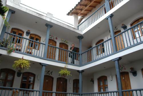 Hotel Do�a Esther Otavalo