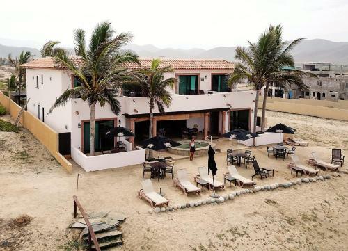 Posada Cerritos Beach Inn