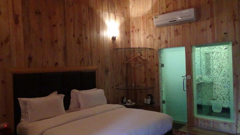 Hotel Apple Valley Resort