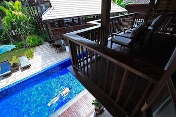 Hotel Manathai Village