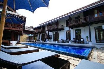 Hotel Manathai Village