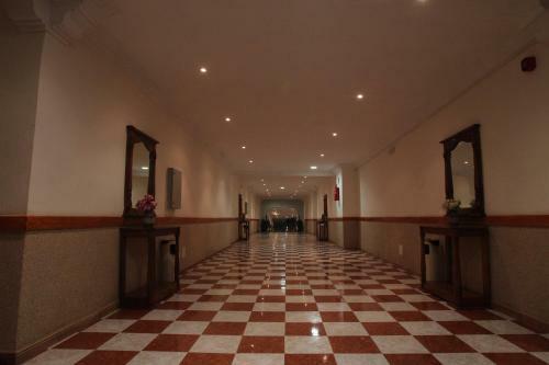 Hotel Emira