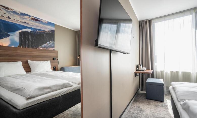 Hotel Rica Forum