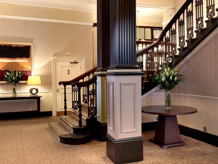 Macdonald New Blossoms Hotel