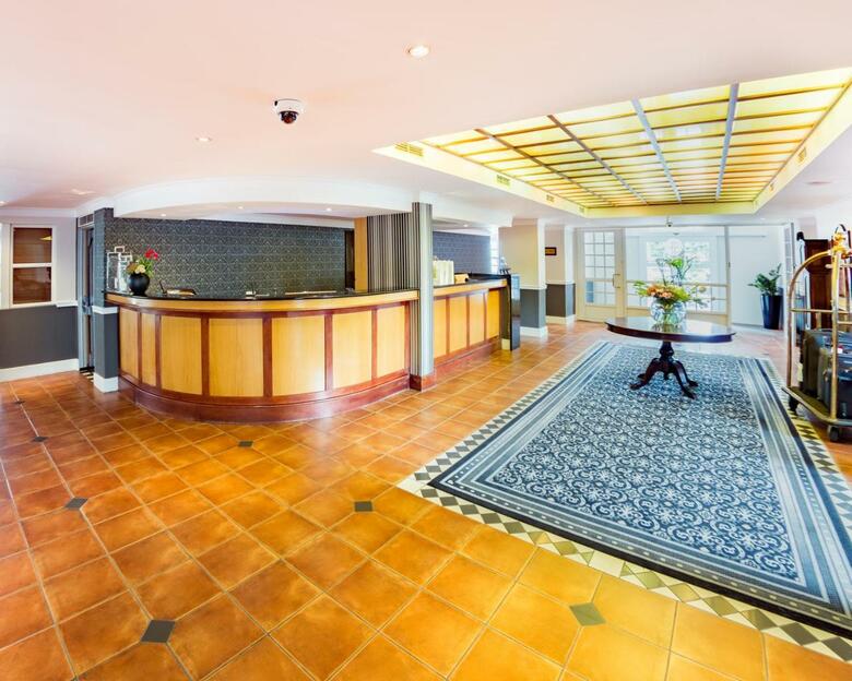 Hotel City Lodge Grandwest