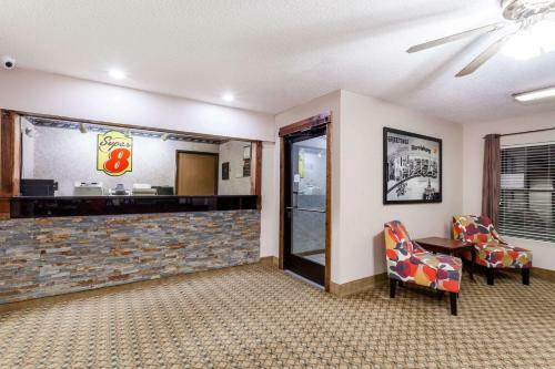 Hotel Super 8 By Wyndham Harrisburg