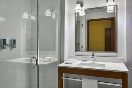 Hotel Four Points By Sheraton Fargo Medical Center