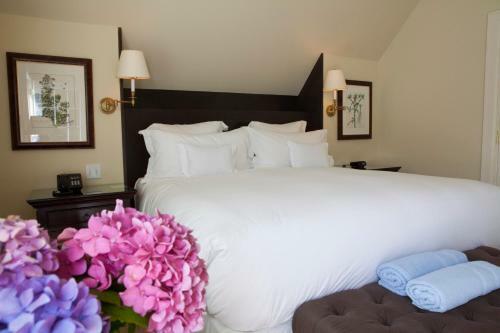 East Hampton Point Hotel And Marina