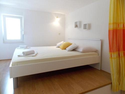Apartments By The Sea Duce (omis) - 4798