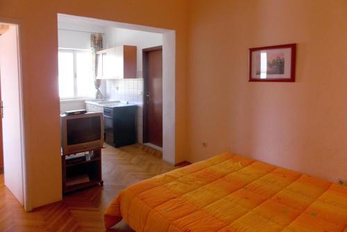 Apartments By The Sea Duce (omis) - 4798