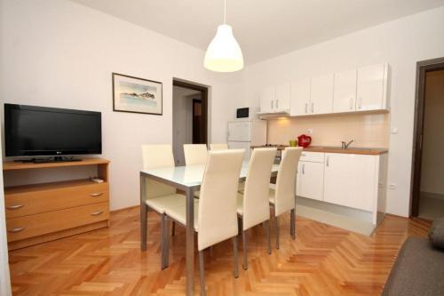 Apartments By The Sea Duce (omis) - 2821