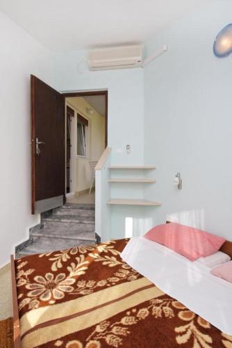 Apartments By The Sea Duce (omis) - 5986