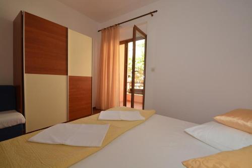 Apartments By The Sea Duce (omis) - 2749