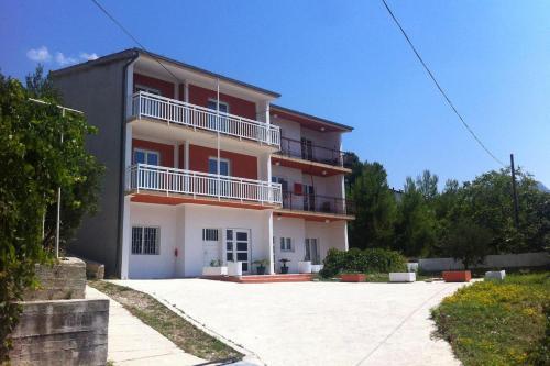 Apartments By The Sea Duce (omis) - 8631