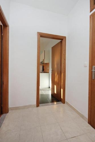Apartments By The Sea Duce (omis) - 5987