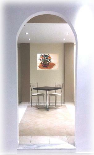 Aeolus Apartments & Studios