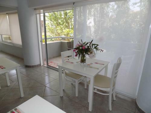 Aparthotel Hotel Arethousa
