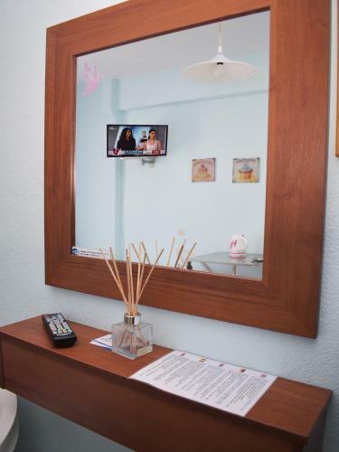 Ainalis Apartments