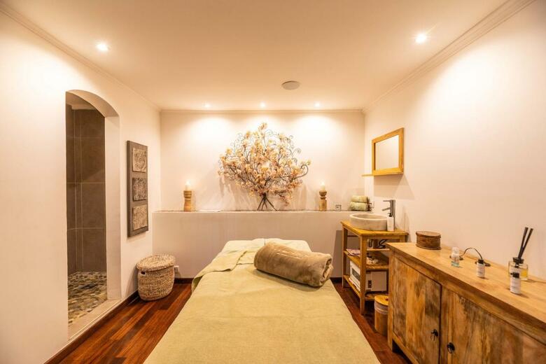 Hotel Relais Du Silence Le Roi Th�odore