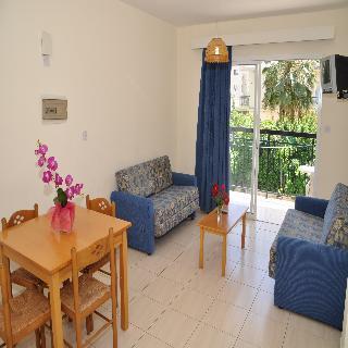 Mariela Aparthotel