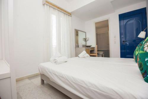 Artemis Hotel