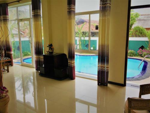 Hostal Romeo And Juliet Guest House