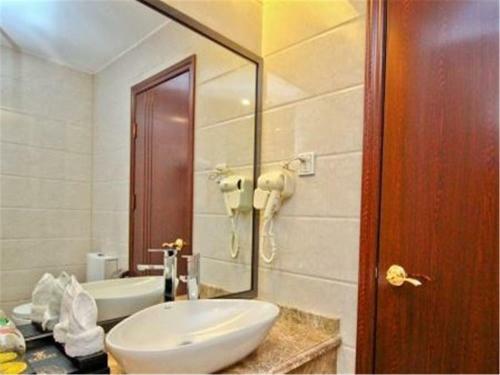 Trabers Hotel
