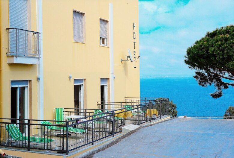 Hotel Puntabella