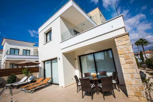 Golden Villas
