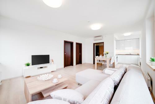 Az Tower Apartments