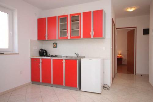 Hostal Apartments With A Parking Space Rabac (labin) - 7644